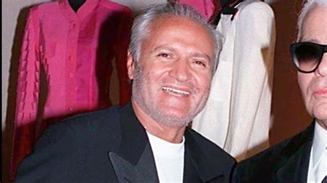 gianni versace biographie deutsch|Gianni Versace personal life.